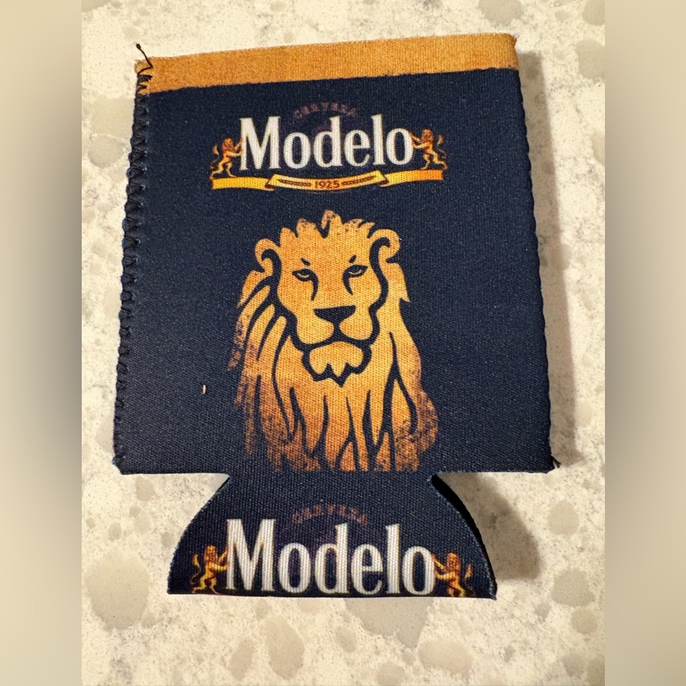 NEW 🍻Modelo Navy Blue Caps /Accessories Set for 2: caps beads koozies sunglasses - Picture 8 of 12